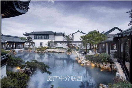 心怡园四楼3室2厅1卫117m2简单装修带车库78万出售